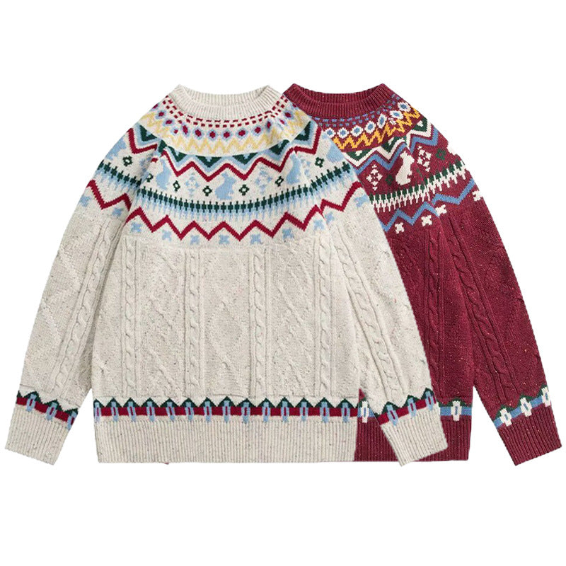 Men's Christmas atmosphere wearing sweaters and sweaters