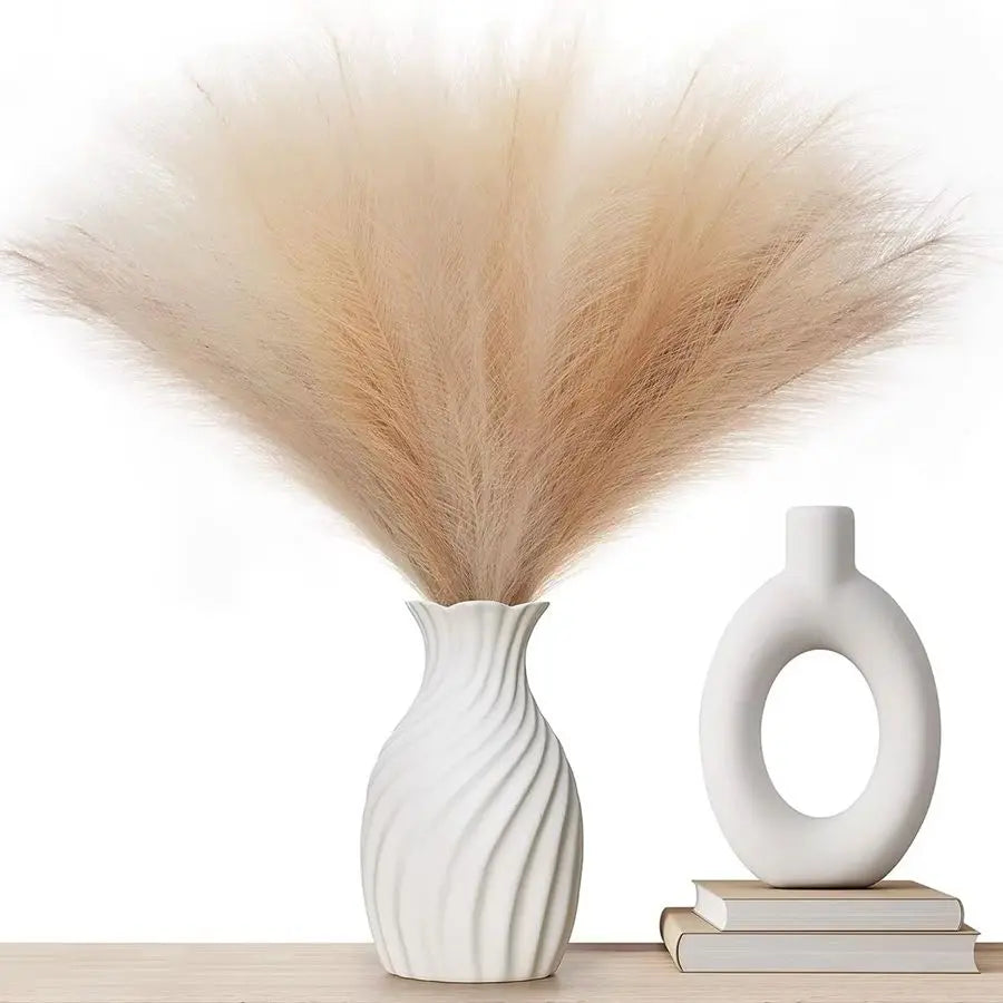 Elegant Pampas Grass Reed Artificial Plant for Stunning Wedding Bouquets and Festive Table Decor