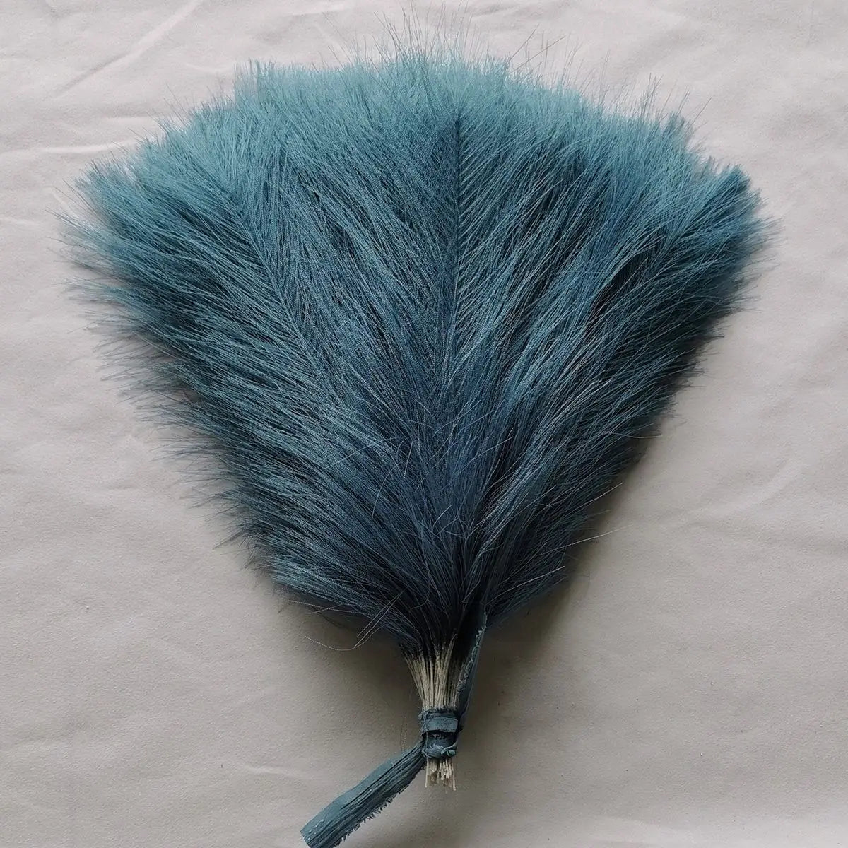 Elegant Pampas Grass Reed Artificial Plant for Stunning Wedding Bouquets and Festive Table Decor